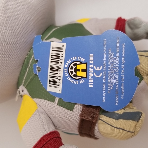 A Bundle of Boba Fett and Dark Vader Plushies from Star Wars - Picture 6 of 7